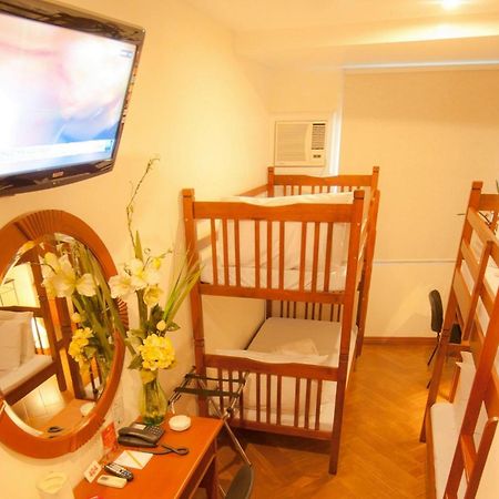 Townhouse Oak Avitel Hotel Near Osmena Highway, Pnr Pasay Station, Metro Manila Makati City Exteriér fotografie