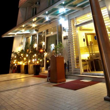 Townhouse Oak Avitel Hotel Near Osmena Highway, Pnr Pasay Station, Metro Manila Makati City Exteriér fotografie