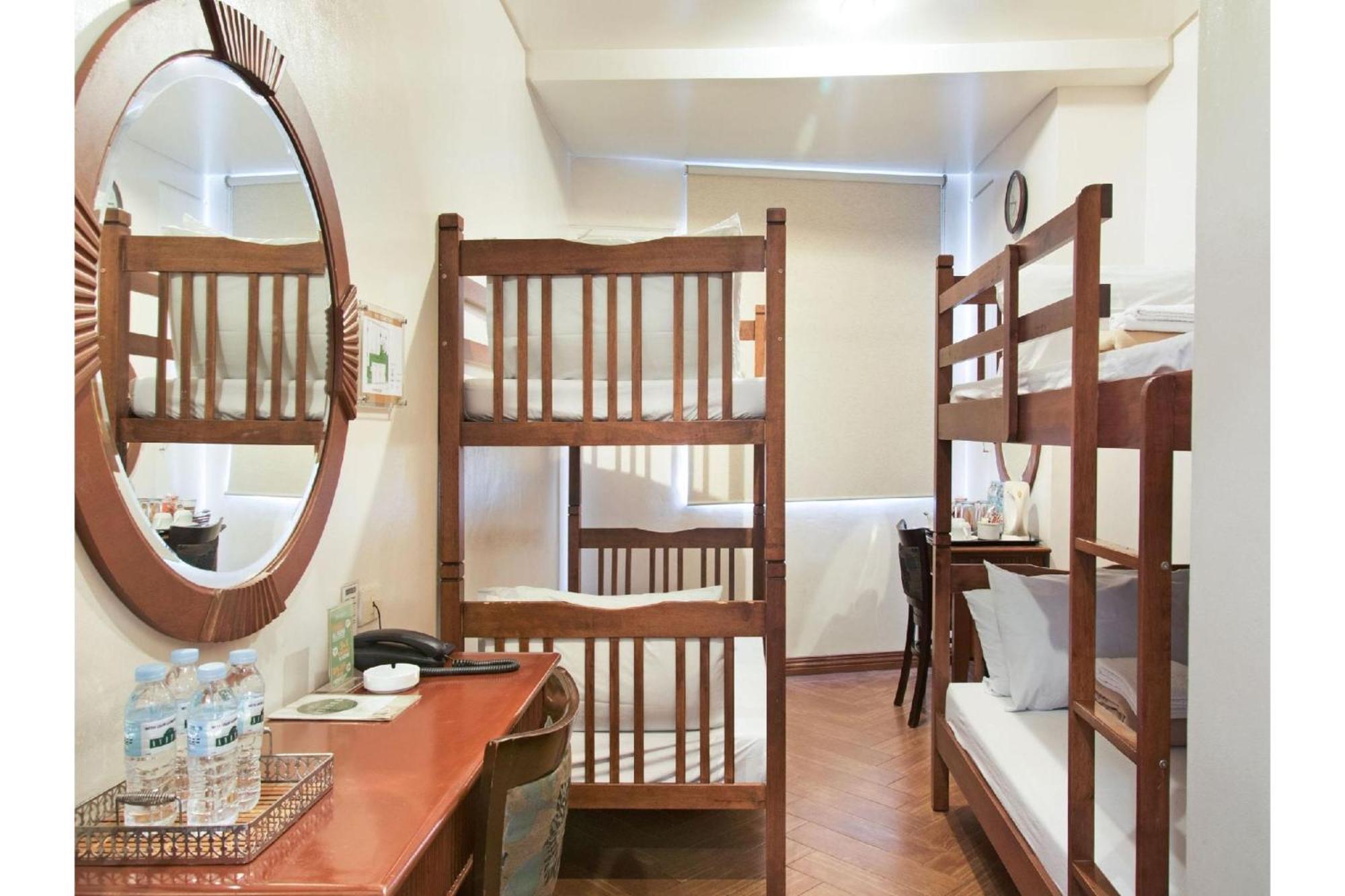 Townhouse Oak Avitel Hotel Near Osmena Highway, Pnr Pasay Station, Metro Manila Makati City Exteriér fotografie