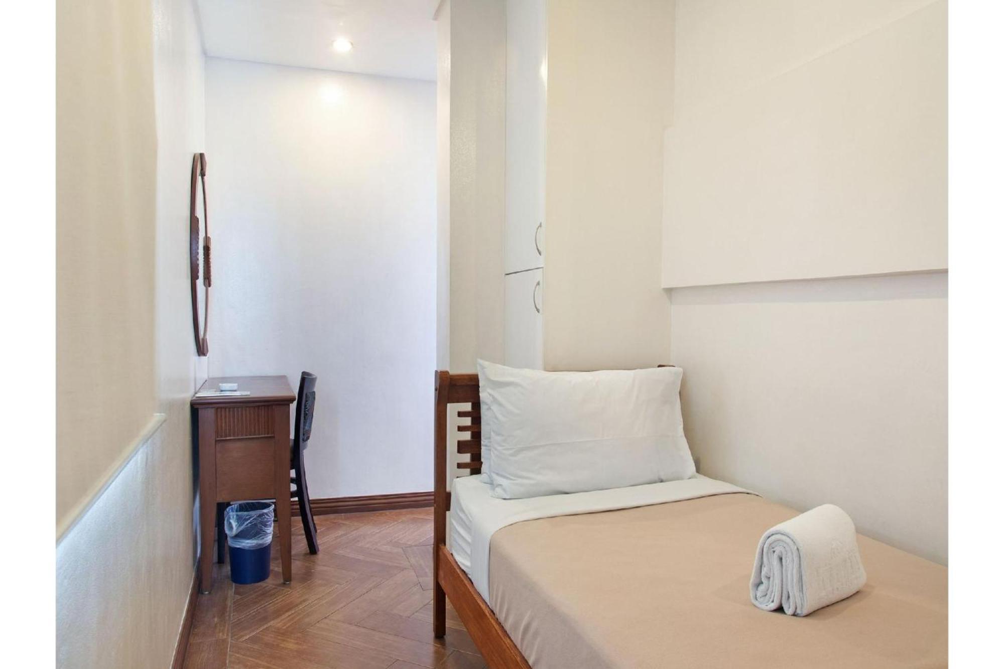 Townhouse Oak Avitel Hotel Near Osmena Highway, Pnr Pasay Station, Metro Manila Makati City Exteriér fotografie