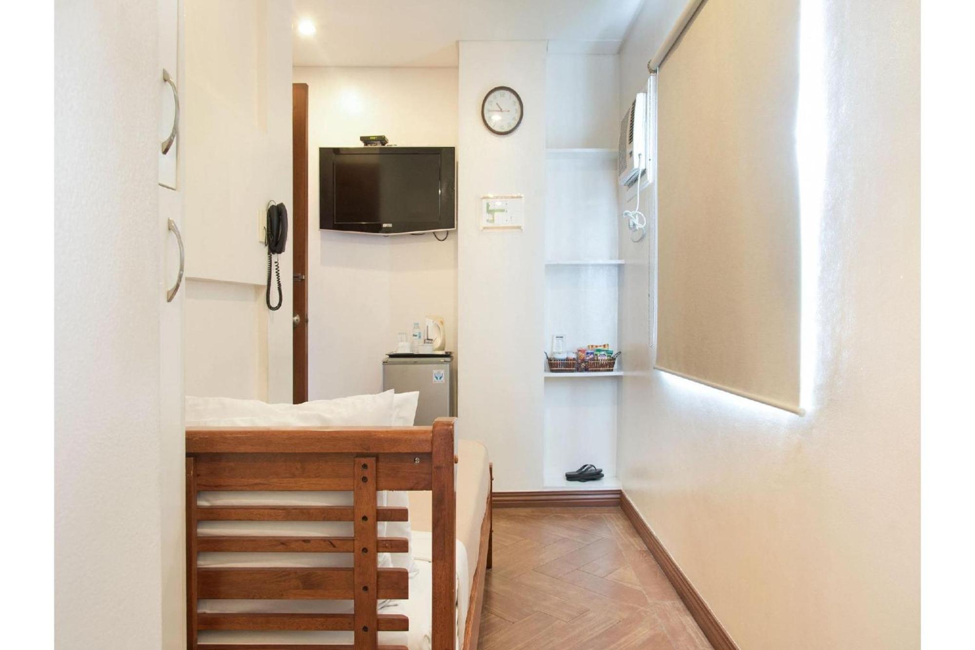 Townhouse Oak Avitel Hotel Near Osmena Highway, Pnr Pasay Station, Metro Manila Makati City Exteriér fotografie